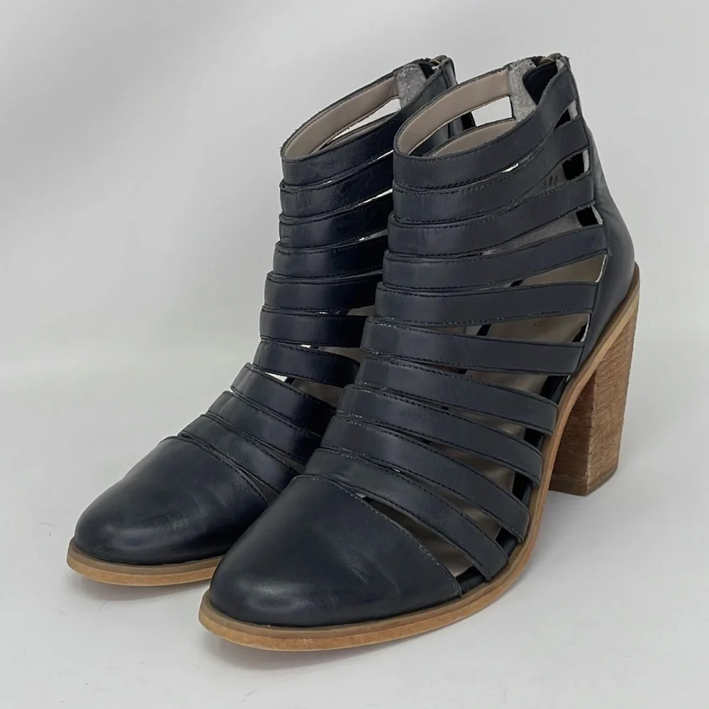 Hinge Ankle Booties Shoes Heels Pumps Black Caged Leather Strappy Heels Size 9.5